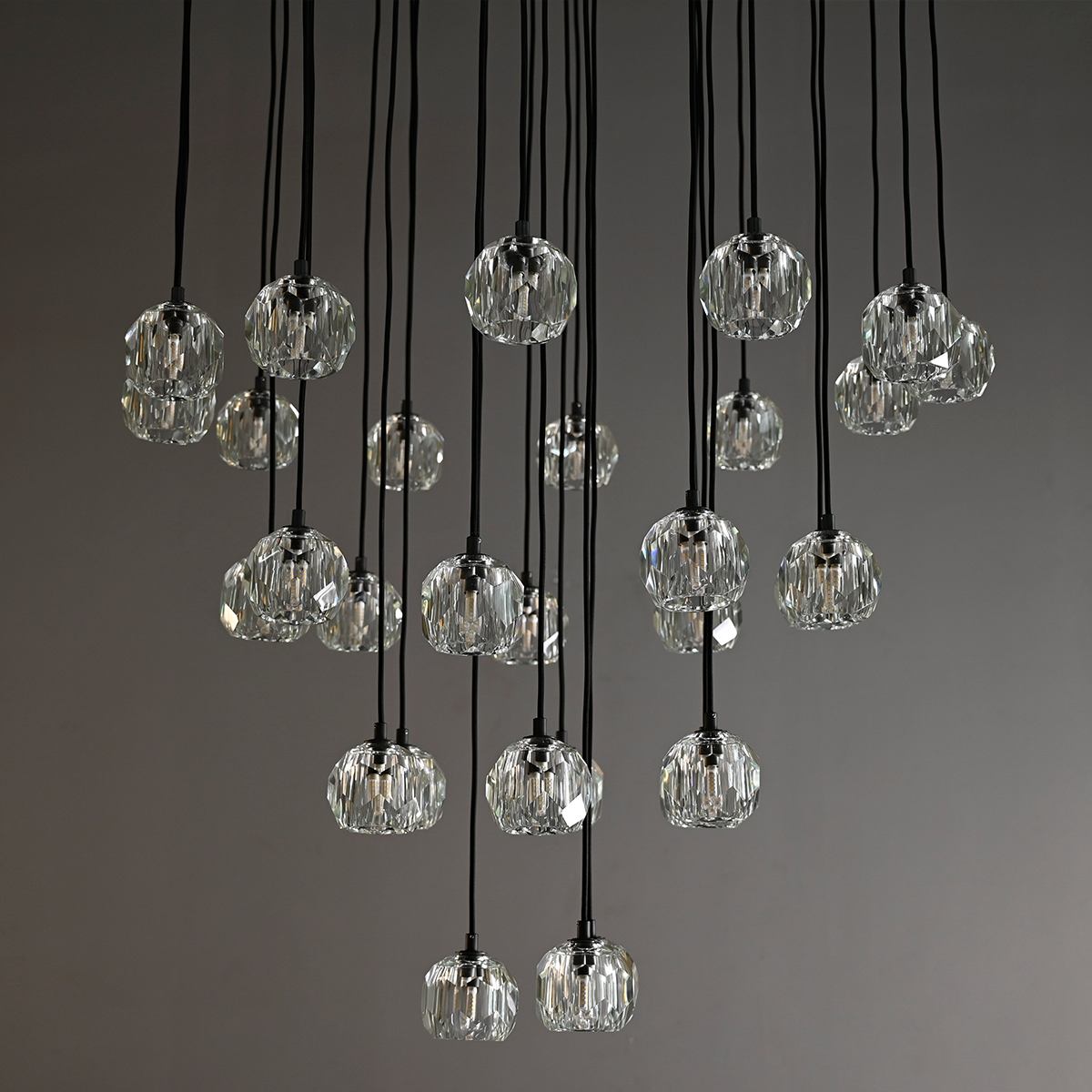 Bille De Crystal Round Cluster Chandelier 30"