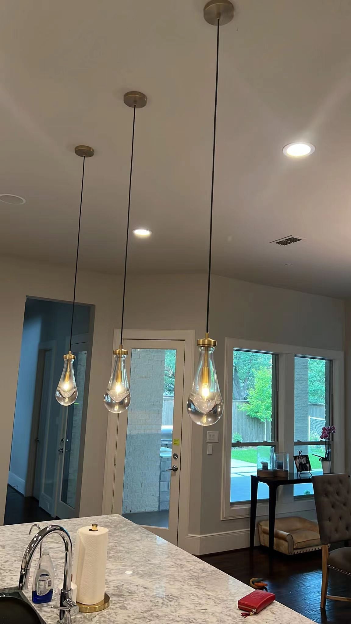 Raindrop Glass Pendant Lighting