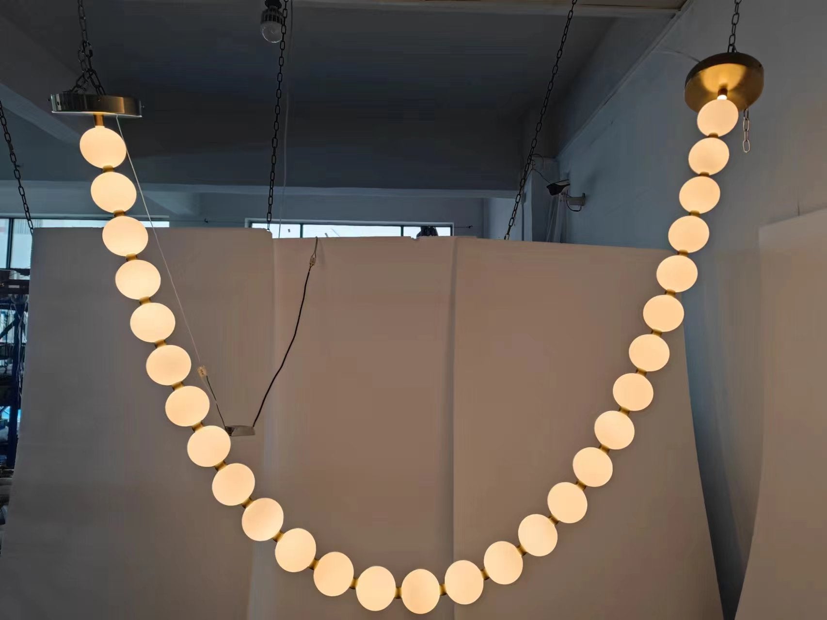 Modern Creative Pearl Necklace Chandelier