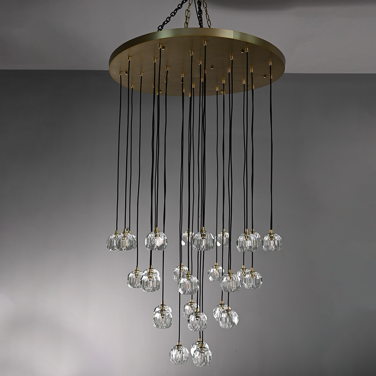 Bille De Crystal Round Cluster Chandelier 30"