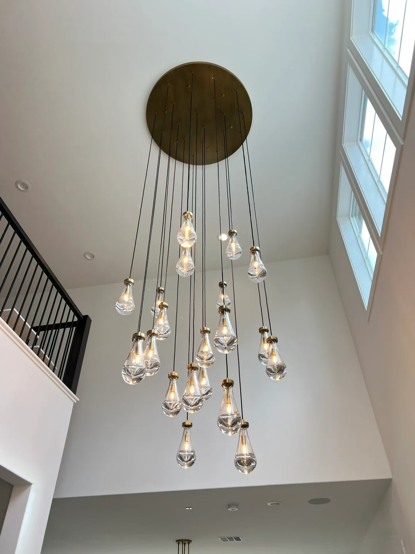 Raindrop Glass Round Chandelier 47"