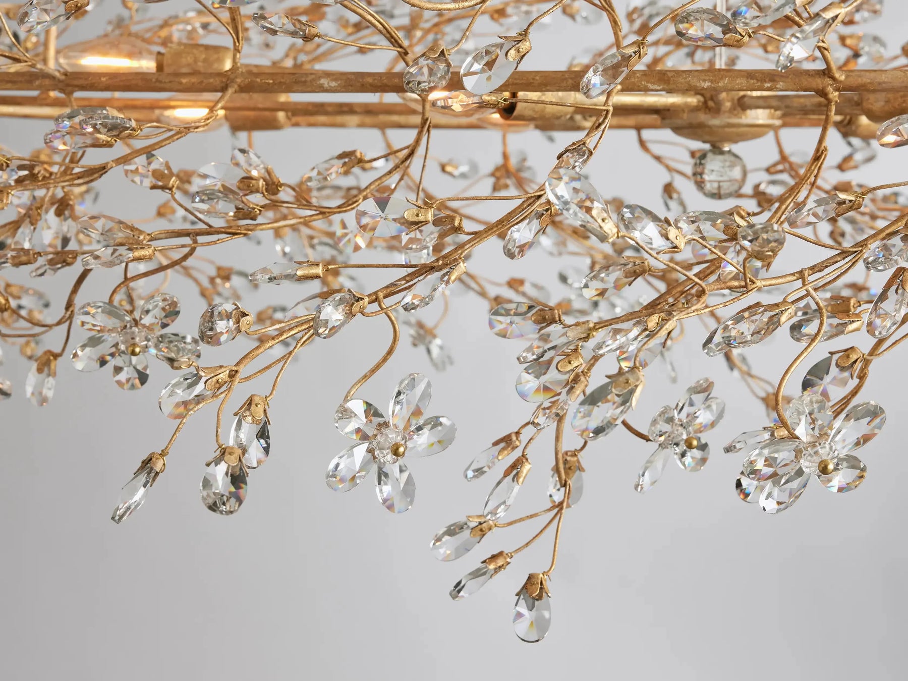 Fiore Oval Chandelier 62''74''