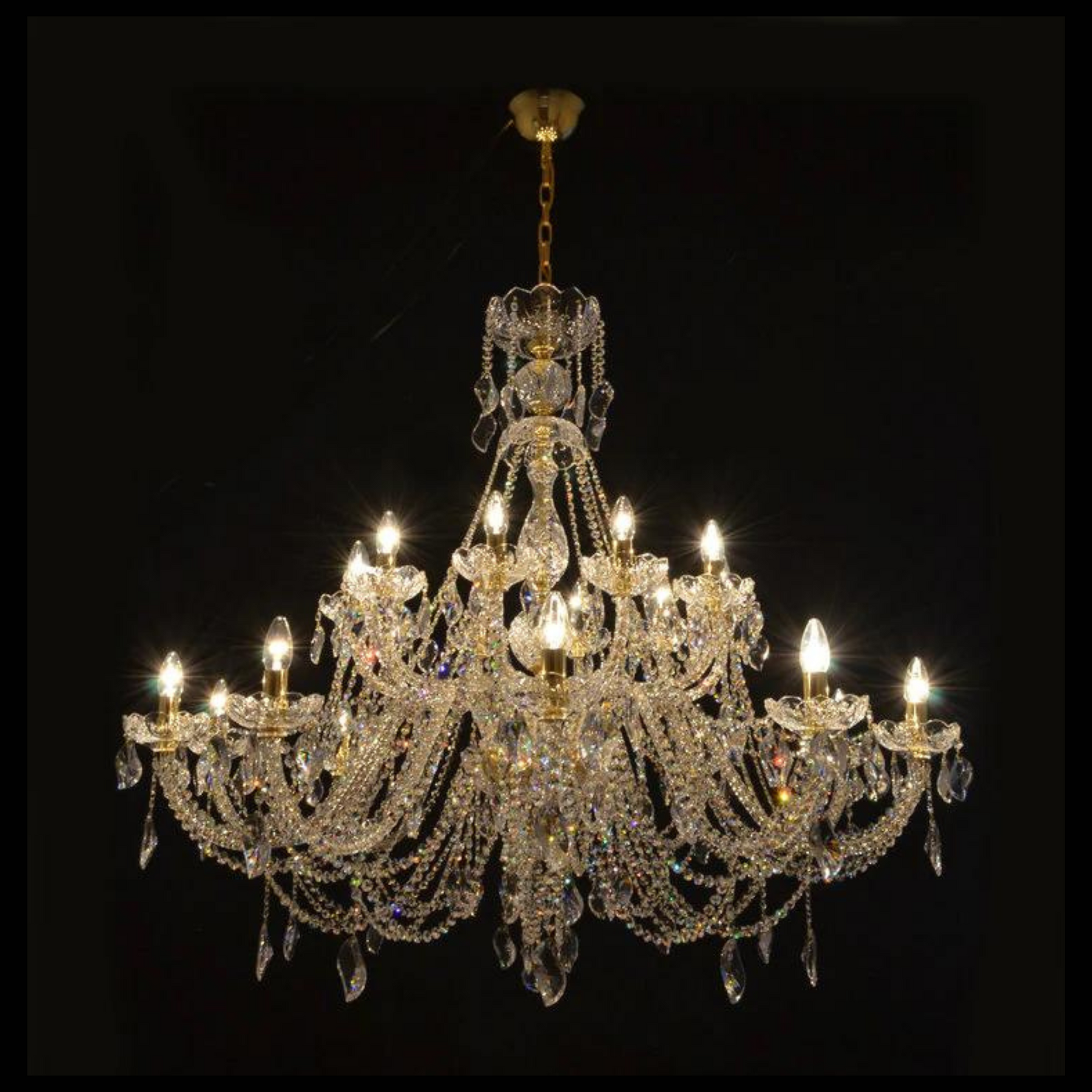 Aria Aristocratico 20 Crystal Glass Chandelier (Gold/Silver)