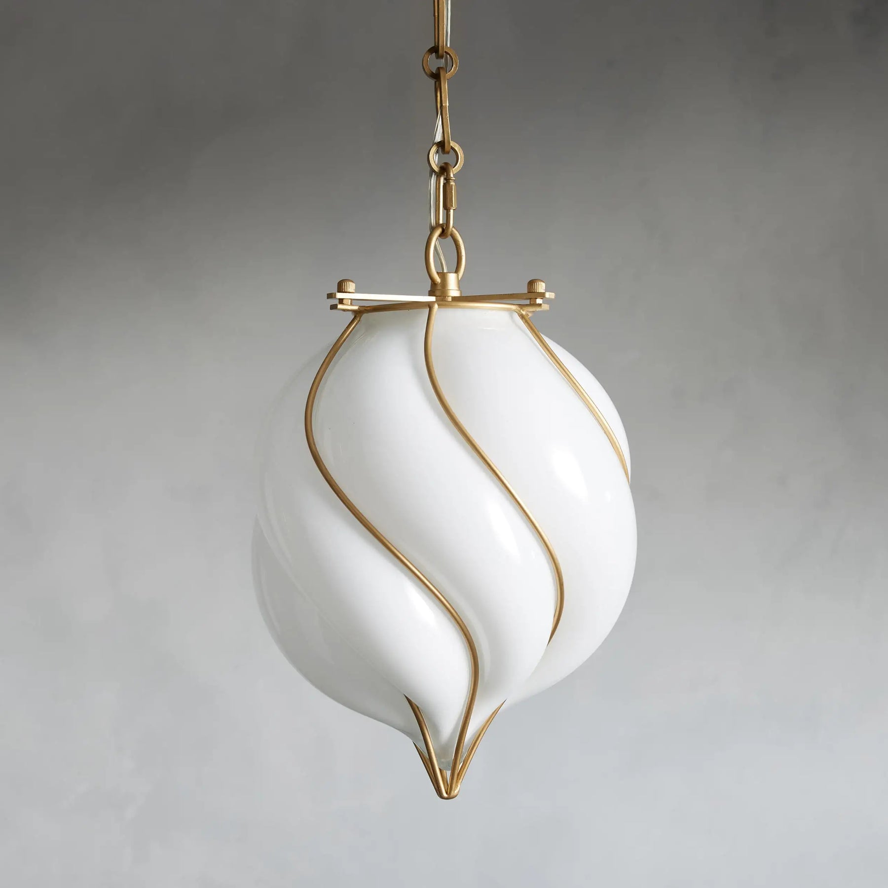 MARGOLIS LARGE PENDANT 8.5'' 10.5''