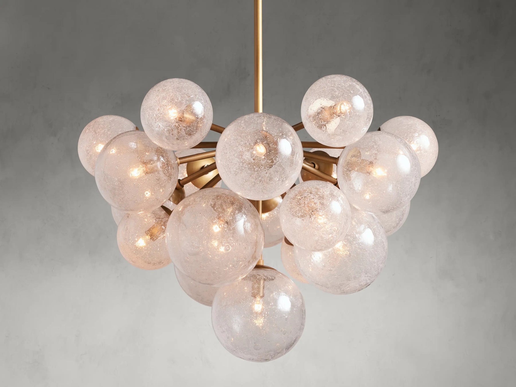 Bubble Mandoza Chandelier 27''