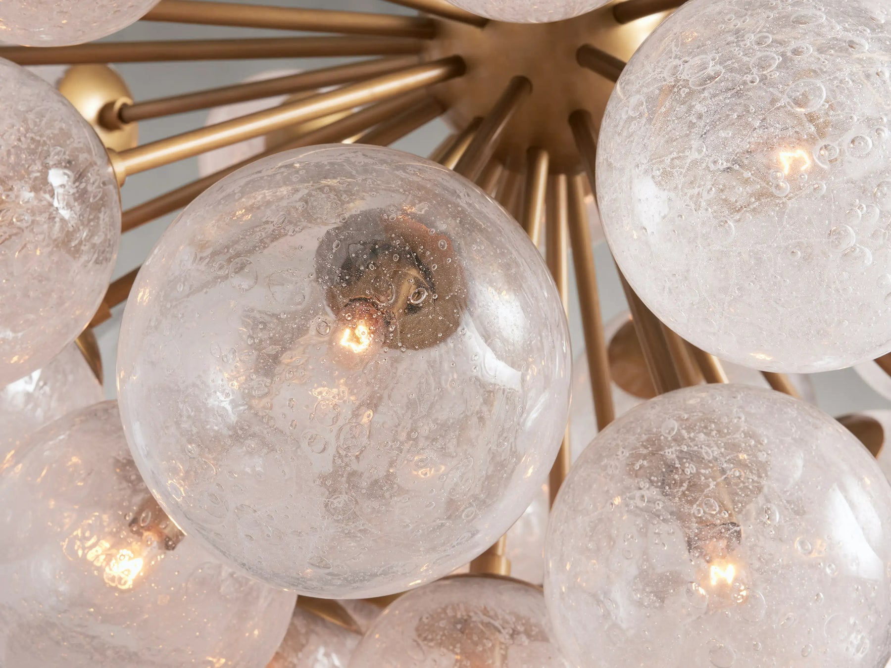 Bubble Mandoza Chandelier 27''