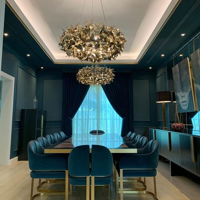 Aria McQueen Round 18 Light Crystal Modern Chandelier