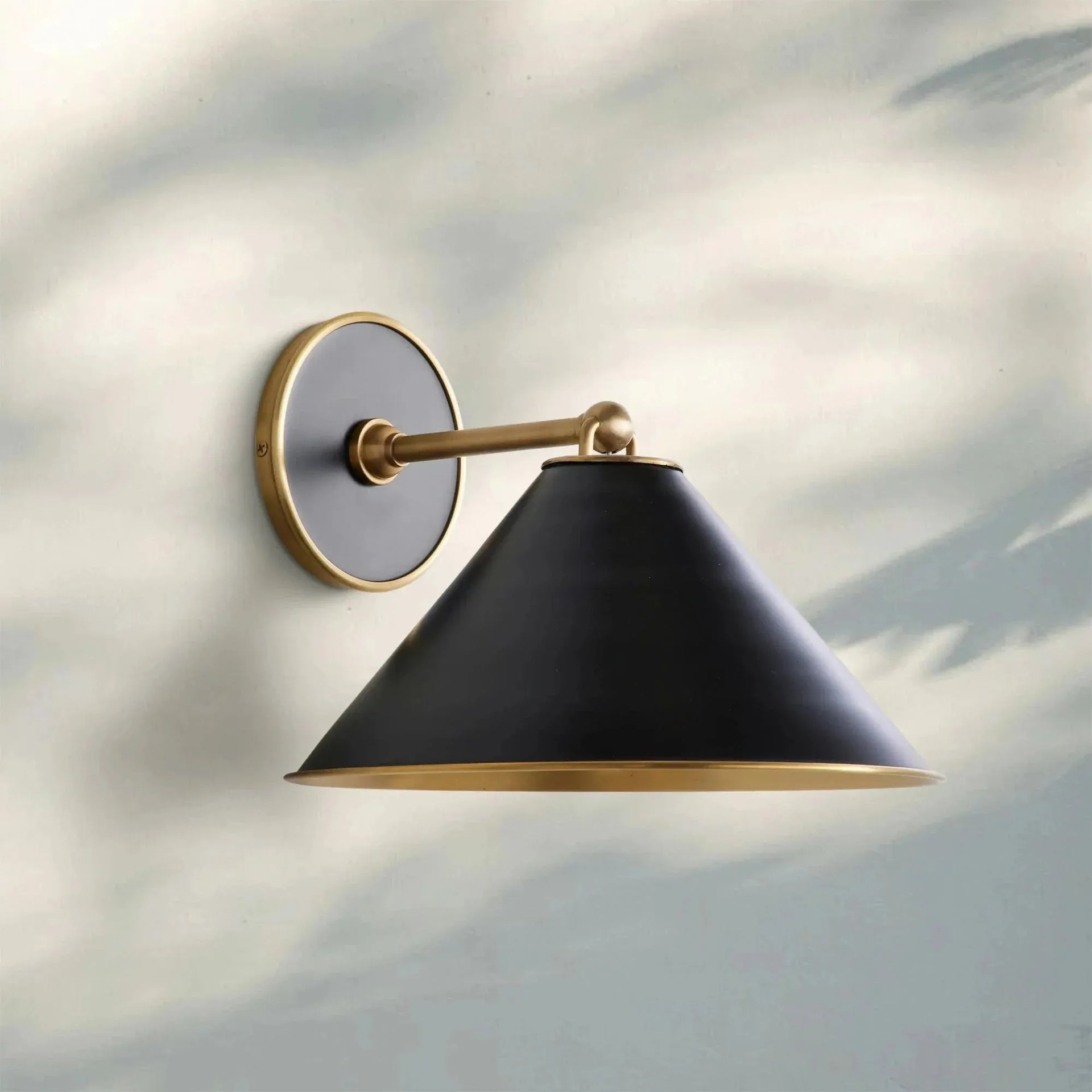 Arno Single Wall Sconce - Arialamps