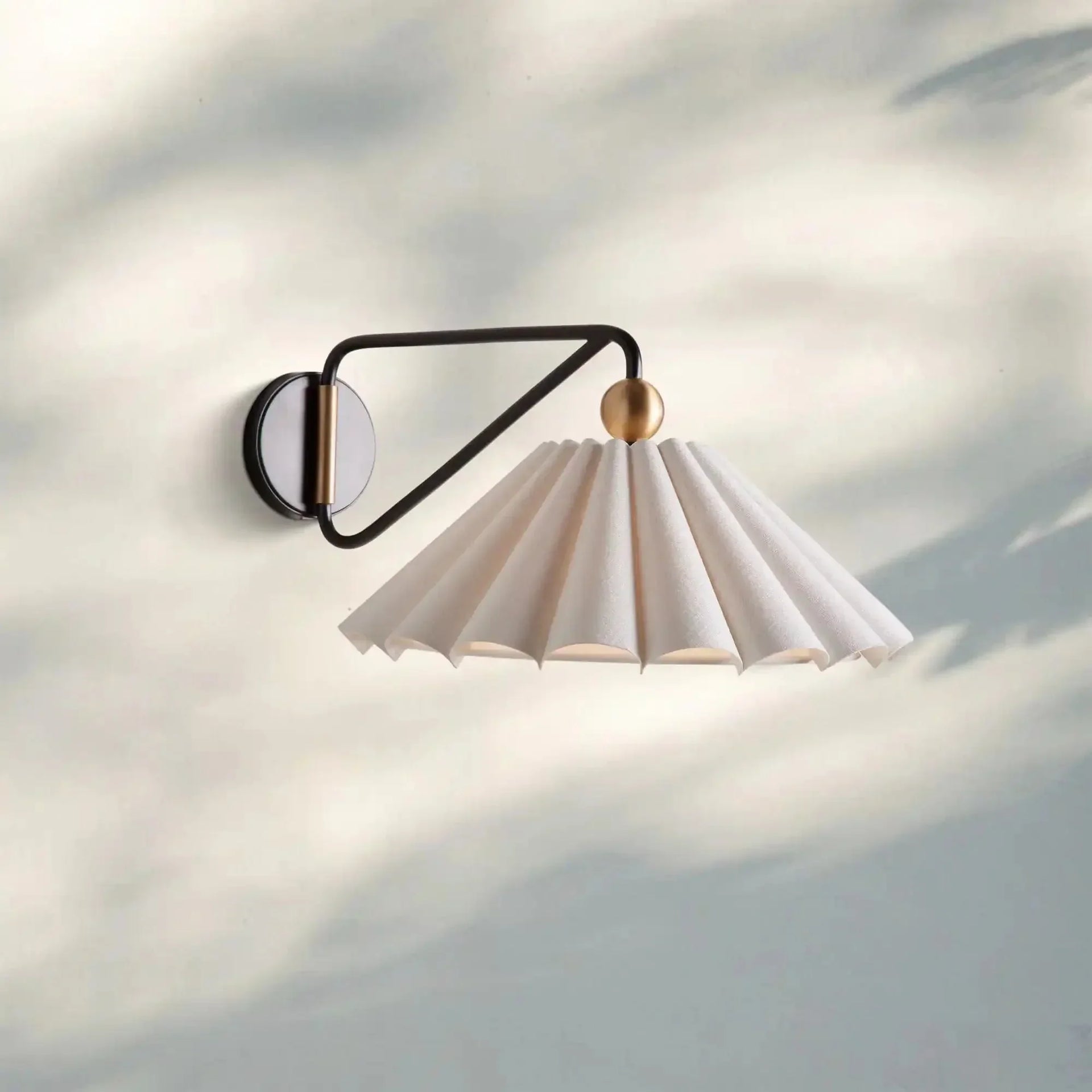 Haylen Wall Sconce - Arialamps