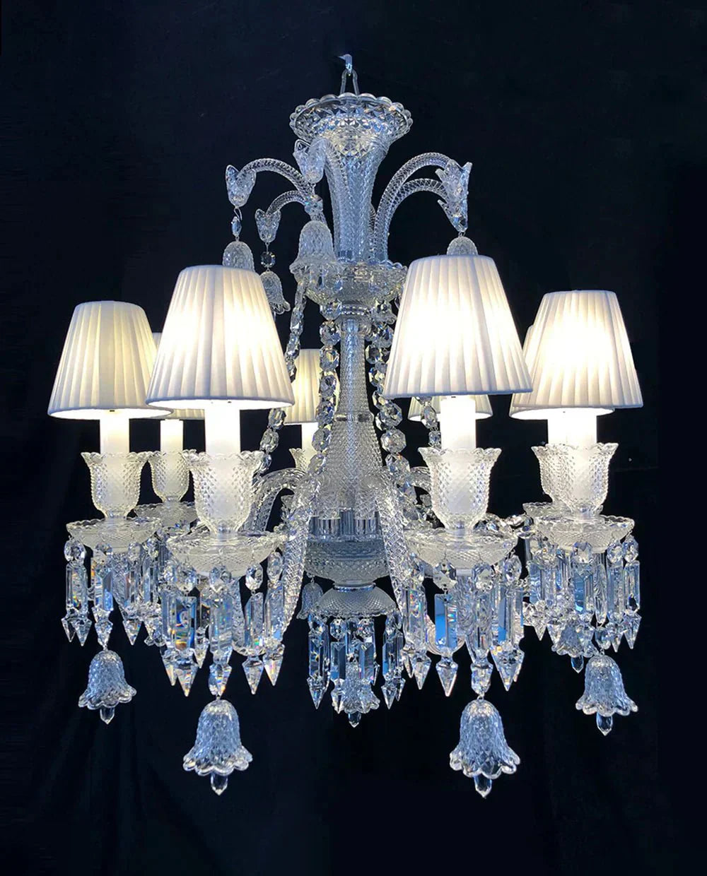 High Quality Lustre Zanith 8 Lights Chandelier - Arialamps