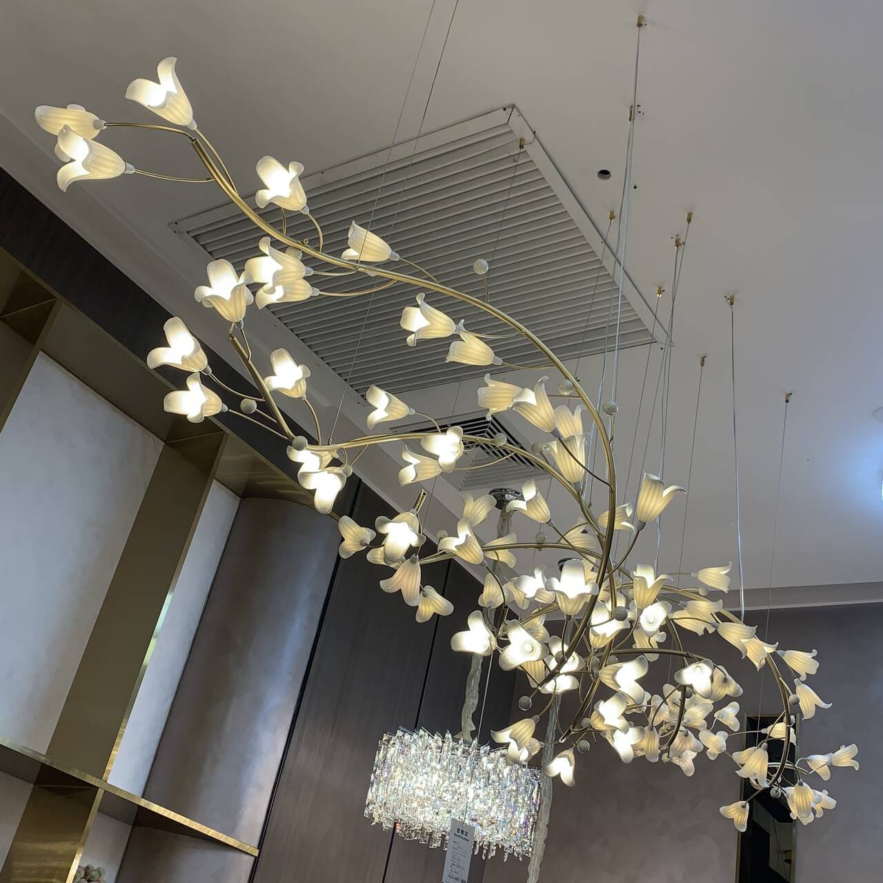 Modern Brass Branch Ceramics Flower Chandelier for Stylish Living Room Hotel and Restaurant-Chandeliers-Arialamps