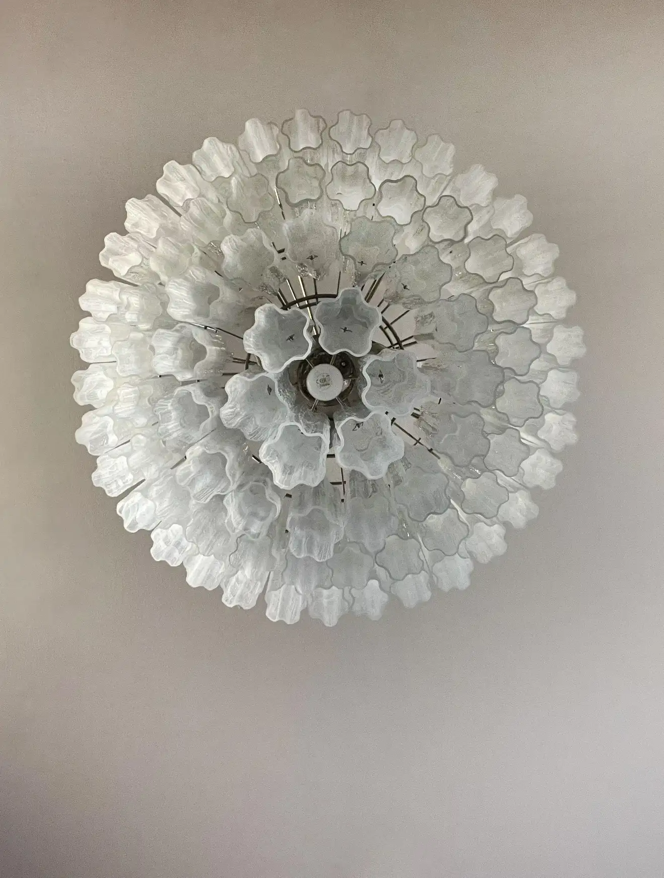 Murano Chandelier – 78 tubes – Alabaster white-Arialamps