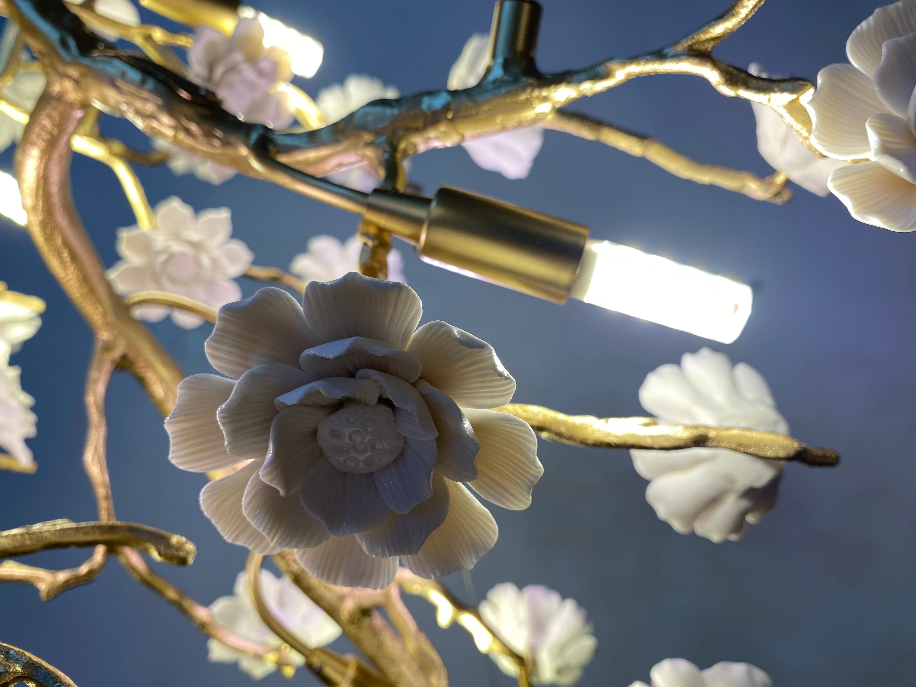 Post-Modern Art Brass and Ceramics Flower Pendant Branch Chandelier for Living/Dining Room-Chandeliers-Arialamps