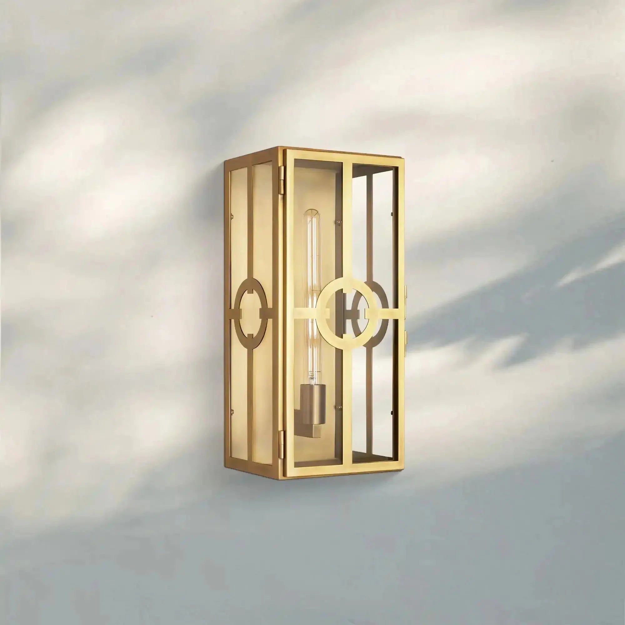 Westerley Outdoor Sconce 19''22'' - Arialamps